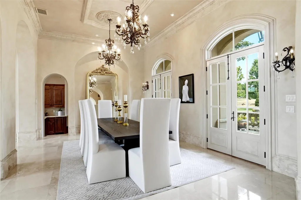 Nearly 15,000-Square-Foot Texas Estate Designed for Multigenerational Living Lists for $10 Million 9 5905 Giverny Flower Mound TX 7502205