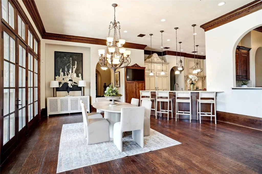 Nearly 15,000-Square-Foot Texas Estate Designed for Multigenerational Living Lists for $10 Million 7 5905 Giverny Flower Mound TX 7502207