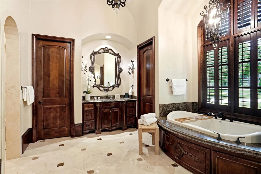 Nearly 15,000-Square-Foot Texas Estate Designed for Multigenerational Living Lists for $10 Million 14 5905 Giverny Flower Mound TX 7502216