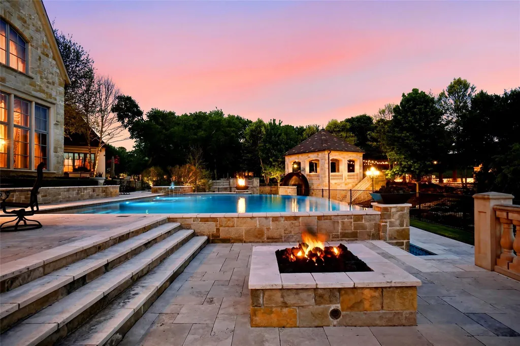 Nearly 15,000-Square-Foot Texas Estate Designed for Multigenerational Living Lists for $10 Million 18 5905 Giverny Flower Mound TX 7502234
