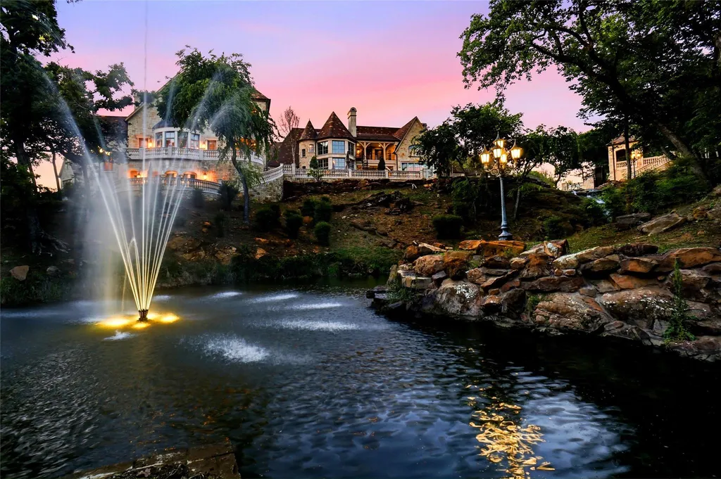 Nearly 15,000-Square-Foot Texas Estate Designed for Multigenerational Living Lists for $10 Million 19 5905 Giverny Flower Mound TX 7502236