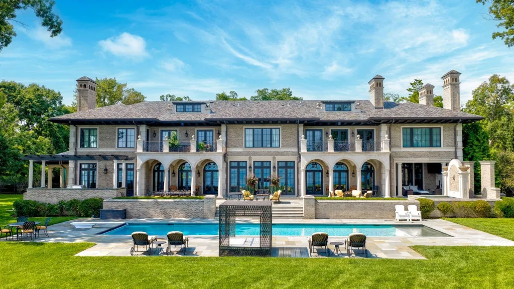 A Newly Built Lake Forest Estate Rises From the Remnants of a Rockefeller-Era Mansion. It’s Asking $21,999,900. 1 595 Circle Ln Lake Forest IL 6004505