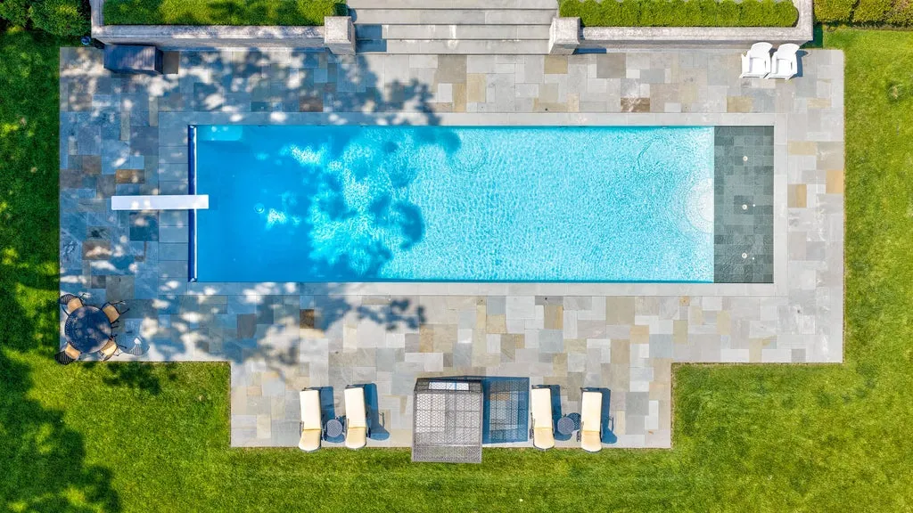 A Newly Built Lake Forest Estate Rises From the Remnants of a Rockefeller-Era Mansion. It’s Asking $21,999,900. 26 595 Circle Ln Lake Forest IL 6004555