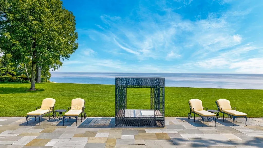 A Newly Built Lake Forest Estate Rises From the Remnants of a Rockefeller-Era Mansion. It’s Asking $21,999,900. 27 595 Circle Ln Lake Forest IL 6004557