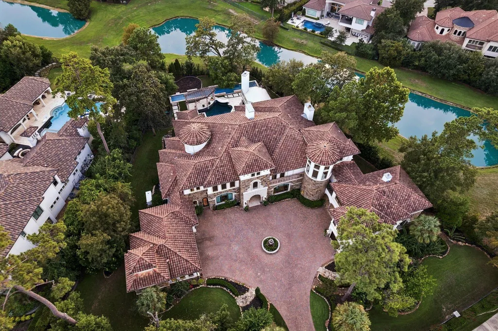Mediterranean Carlton Woods Estate With Two Pools and a Private Casita Lists for $4,295,000 25 6 N Fazio Way Spring TX 7738903