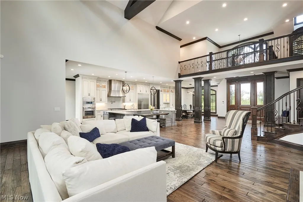 Sprawling Ohio Estate With a 30-Foot Great Room and 300-Bottle Wine Storage Lists for $4,950,000 3 6069 Oban Ct Medina OH 4425602