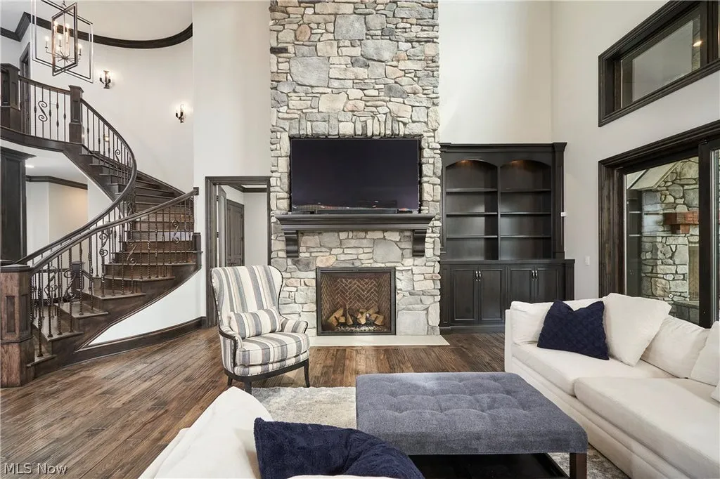 Sprawling Ohio Estate With a 30-Foot Great Room and 300-Bottle Wine Storage Lists for $4,950,000 4 6069 Oban Ct Medina OH 4425608