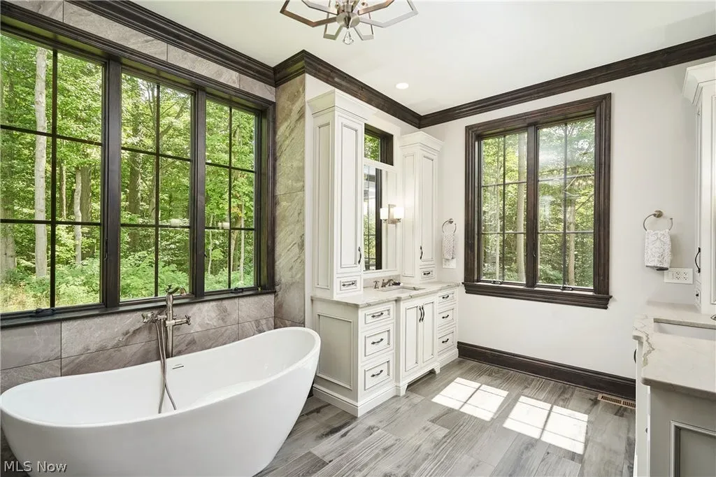Sprawling Ohio Estate With a 30-Foot Great Room and 300-Bottle Wine Storage Lists for $4,950,000 9 6069 Oban Ct Medina OH 4425622