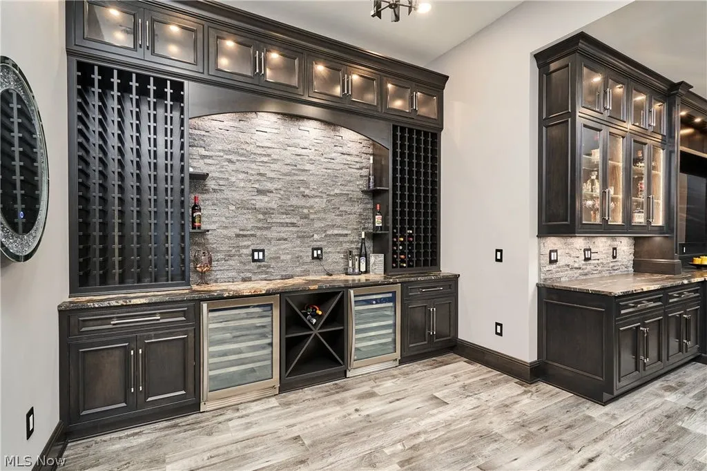 Sprawling Ohio Estate With a 30-Foot Great Room and 300-Bottle Wine Storage Lists for $4,950,000 12 6069 Oban Ct Medina OH 4425630