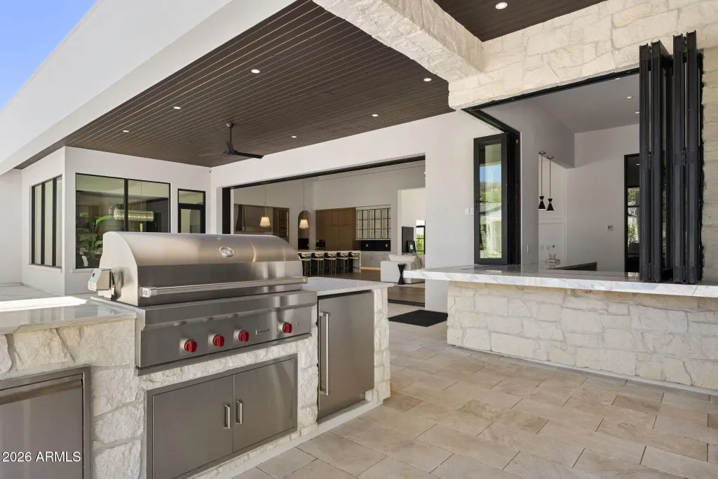 A Brand-New Paradise Valley Estate Has Views of Three Mountains—and a $9.289 Million Price Tag 8 6610 N Mountain View Drive Paradise Valley AZ 8525316