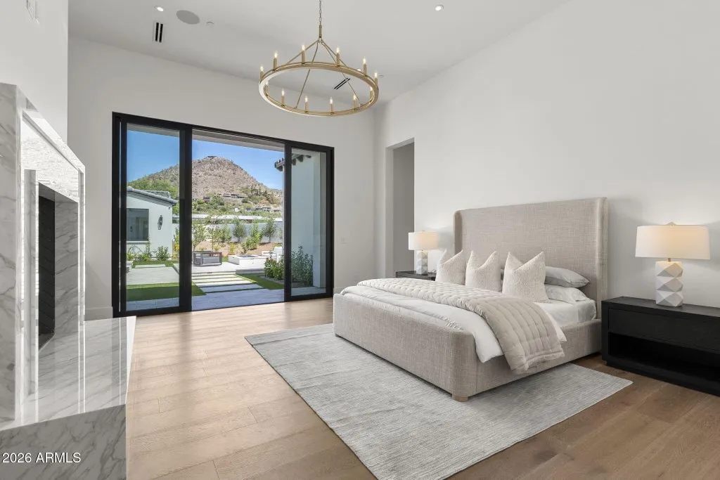 A Brand-New Paradise Valley Estate Has Views of Three Mountains—and a $9.289 Million Price Tag 12 6610 N Mountain View Drive Paradise Valley AZ 8525320