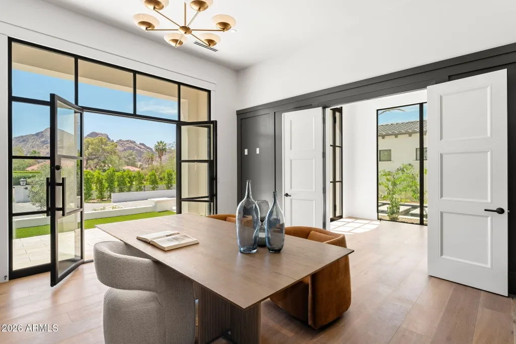 A Brand-New Paradise Valley Estate Has Views of Three Mountains—and a $9.289 Million Price Tag 14 6610 N Mountain View Drive Paradise Valley AZ 8525328