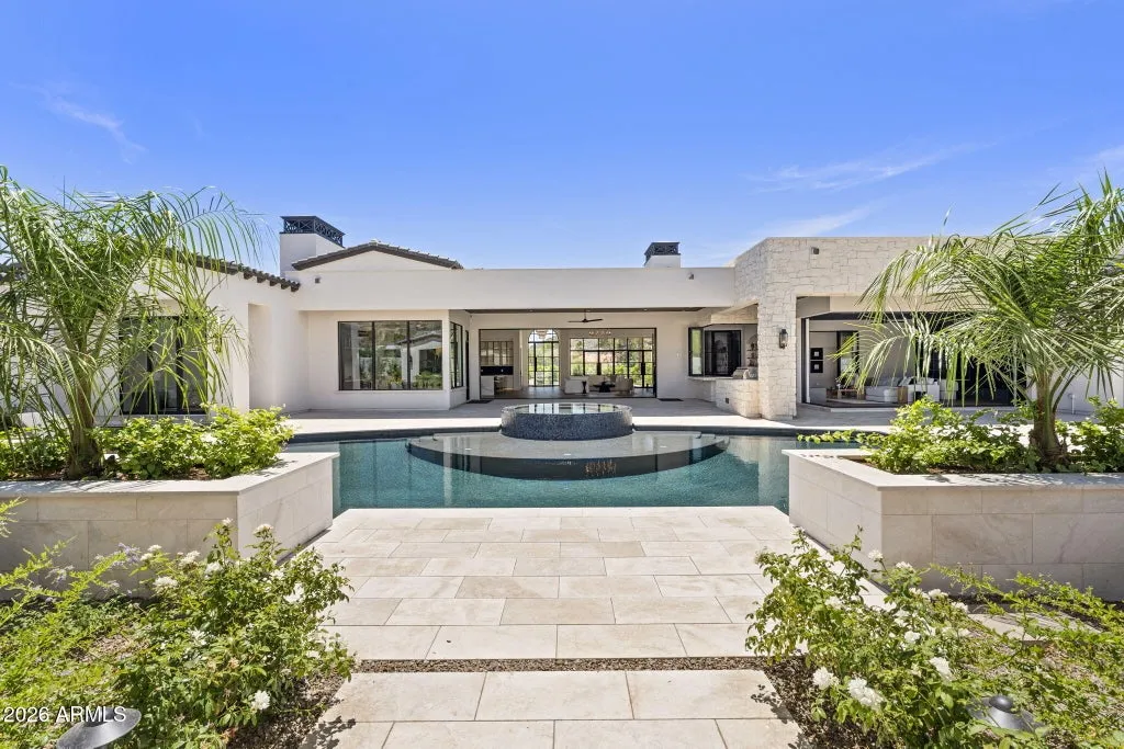 A Brand-New Paradise Valley Estate Has Views of Three Mountains—and a $9.289 Million Price Tag 2 6610 N Mountain View Drive Paradise Valley AZ 8525331