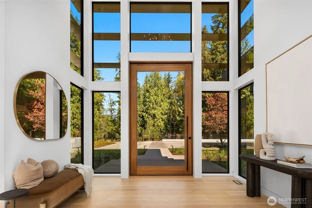 Newly Built Issaquah Estate With a 30-Foot Skylit Foyer and Floating Staircase Lists for $10.7 Million 4 6752 266th Court SE Issaquah WA 9802905