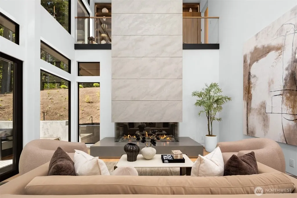 Newly Built Issaquah Estate With a 30-Foot Skylit Foyer and Floating Staircase Lists for $10.7 Million 7 6752 266th Court SE Issaquah WA 9802911