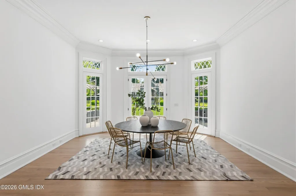 Expansive Greenwich Stone Manor with a 1,500-Square-Foot Guest House and Resort-Style Pool Asks $12,995,000 10 7 Loch Ln Greenwich CT 0683013