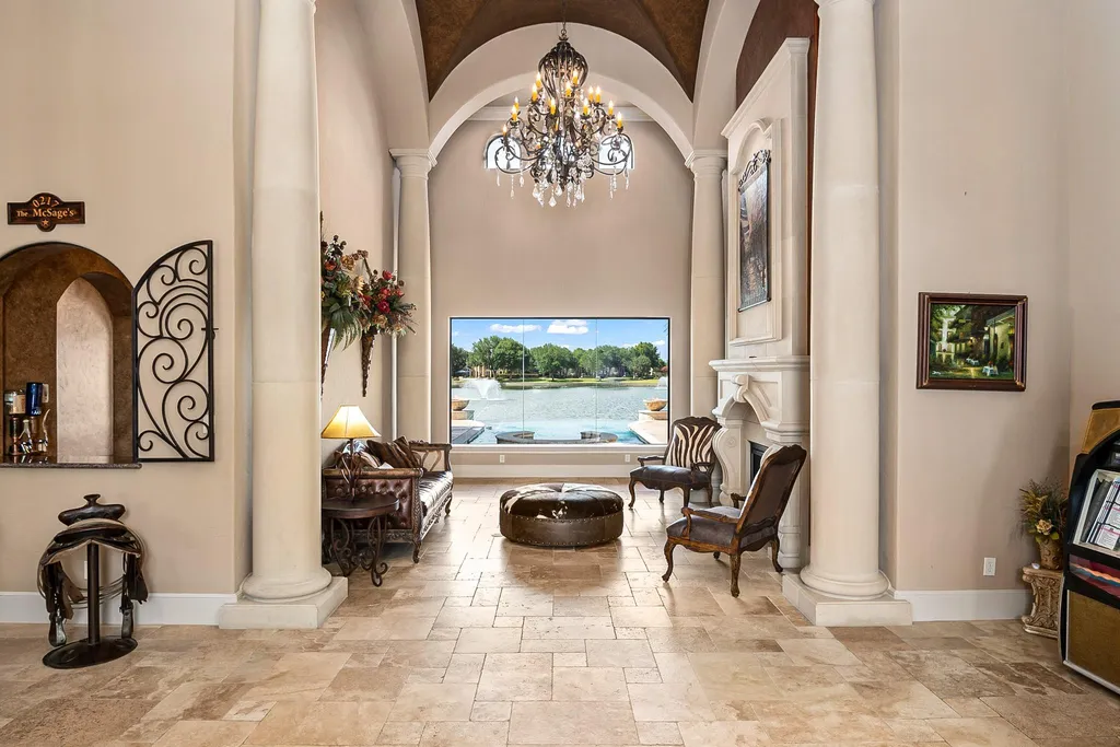 Elegant Katy Lakefront Estate With a Private Dock and Infinity Pool Is Pending at $2.599 Million 5 7614 Emerald Meadow Ct Katy TX 7749405