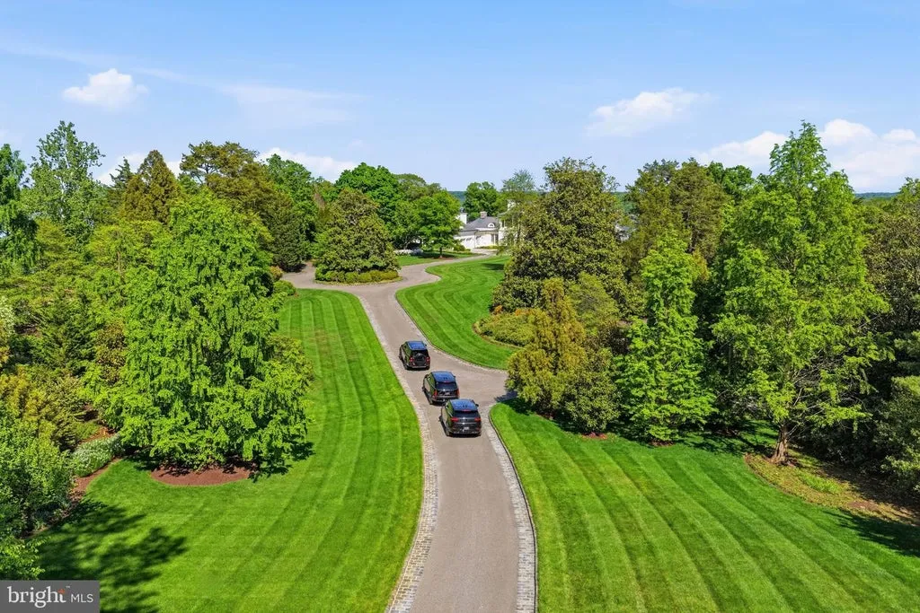 Virginia’s Most Expensive Home for Sale Is an Extraordinary Potomac River Estate on George Washington’s Former Mount Vernon Land, Asking $49.9 Million 5 7979 E Boulevard Dr Alexandria VA 22308007