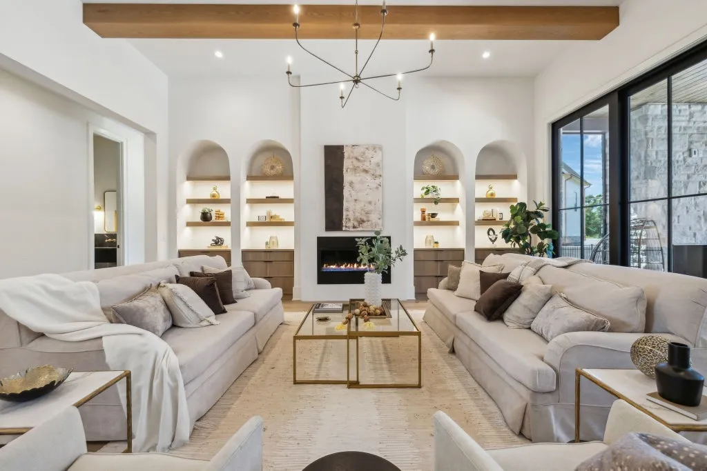 Newly Built Brentwood Estate With a Poolside Fireplace and Private-Access Guest Suite Lists for $3,949,000 7 8104 Turning Point Dr Lot 16 Brentwood TN23