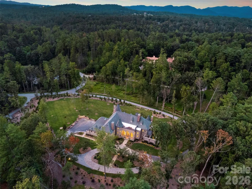 Reimagined Asheville Chateau With a Venetian Portico and Secret Garden Lists for $9,995,000 18 9 Brooklawn Chase Asheville NC 2880348