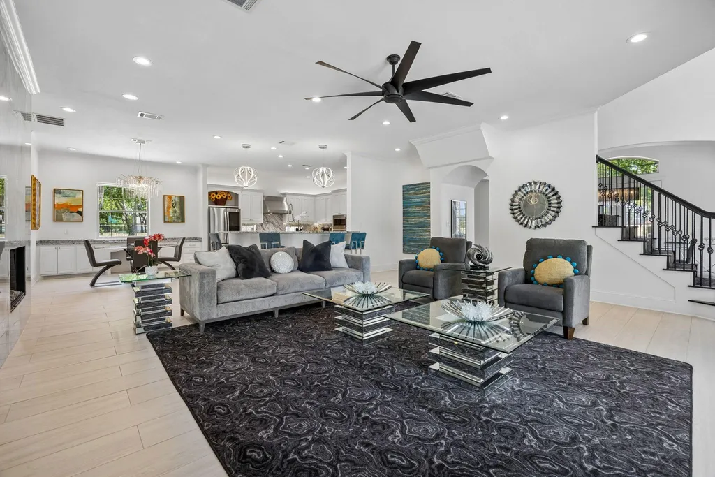 Expansive Fort Worth Estate With an Indoor Basketball Court and Nearly 20 Acres Lists for $2.295 Million 5 9516 Park Dr Fort Worth TX 7617909