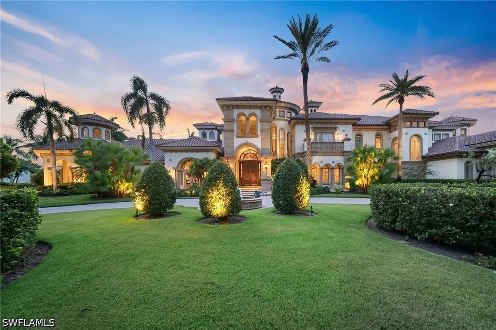 Double-Lakefront Naples Estate With a Hidden Pub Lists for $16 Million 10 9663 Mashie CT NAPLES FL 3410811