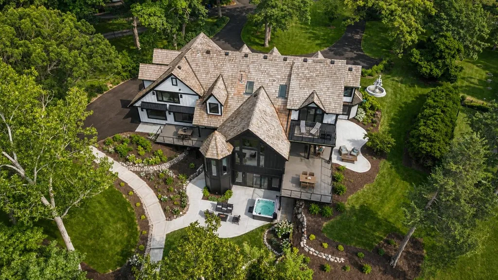 Reimagined Wisconsin Lakefront Estate With a Hillside Trolley Lists for $6,990,000 1 W335N5511 Island View LANE Nashotah WI01