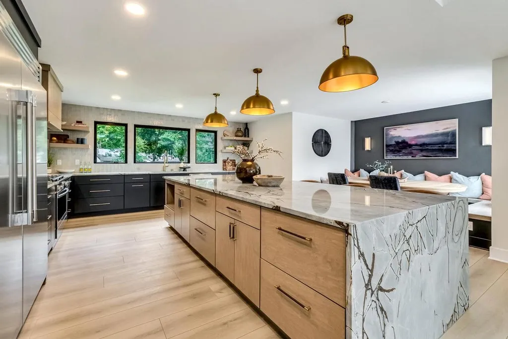 Reimagined Wisconsin Lakefront Estate With a Hillside Trolley Lists for $6,990,000 13 W335N5511 Island View LANE Nashotah WI08