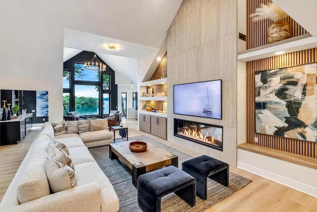 Reimagined Wisconsin Lakefront Estate With a Hillside Trolley Lists for $6,990,000 8 W335N5511 Island View LANE Nashotah WI19