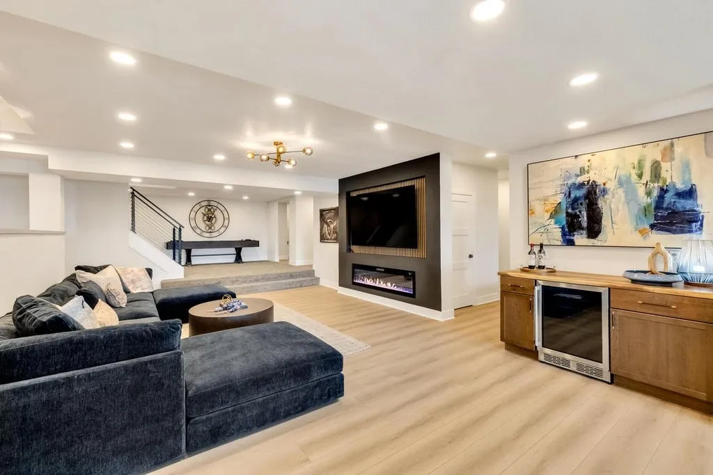 Reimagined Wisconsin Lakefront Estate With a Hillside Trolley Lists for $6,990,000 16 W335N5511 Island View LANE Nashotah WI58