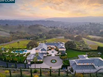 Once Owned by Racing Magnate Kevin Kalkhoven, This Magnificent Alamo Estate Asks $16,500,000 1 10 Serenity Ln Aerial Estate Overview