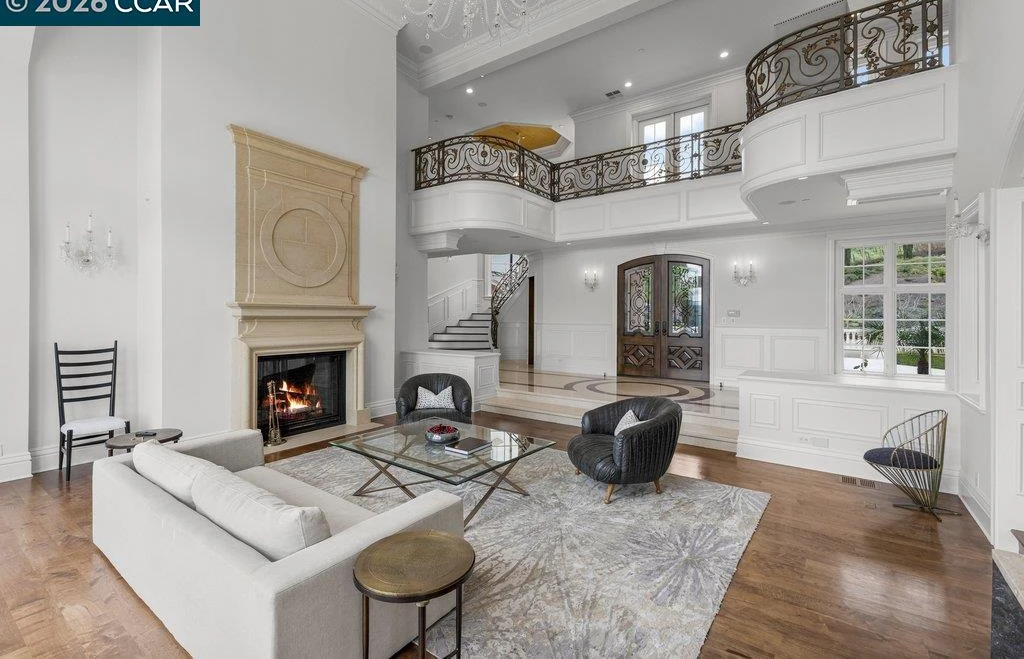 10 Serenity Ln Double Height Living Room 10 Serenity Ln Double Height Living Room