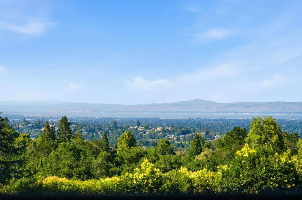 10285 Magdalena Rd – San Francisco Bay View 10285 Magdalena Rd, Los Altos Hills: the elevated setting offers a broad outlook across the valley toward the Bay.