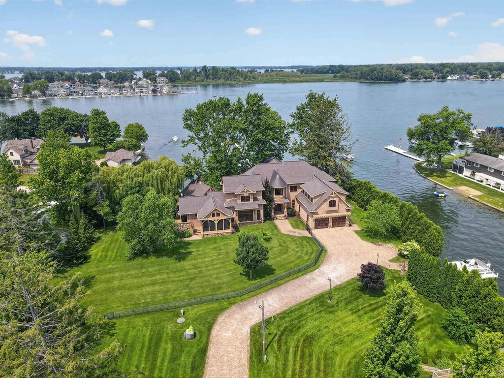 11751 N Black Point Rd – Aerial Main Residence Overview Aerial Main Residence Overview at 11751 N Black Point Rd, Syracuse, Indiana