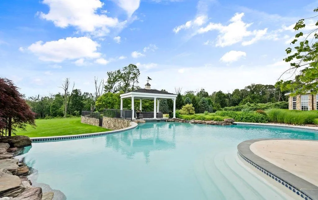 Sprawling New Jersey Estate with Indoor and Outdoor Pools Spans Nearly 130 Acres, Asking $8,900,000 16 131 Harbourton Woodsville Rd Lambertville NJ 08530119