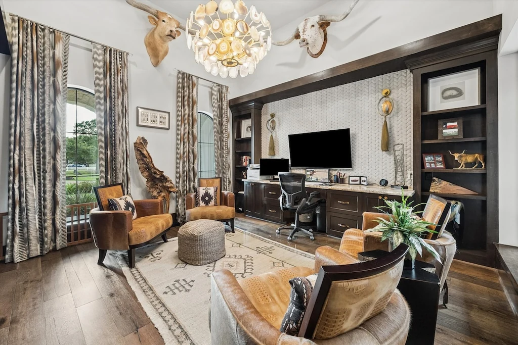 16830 Bridle Oak Dr – Decorative Sitting Room Decorative Sitting Room at 16830 Bridle Oak Dr, Cypress, Texas