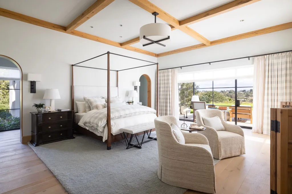 Newly Built Rancho Santa Fe Estate With Centuries-Old French Materials and Curated Art Lists for $29,000,000 12 17845 47 Via De Fortuna Rancho Santa Fe CA15