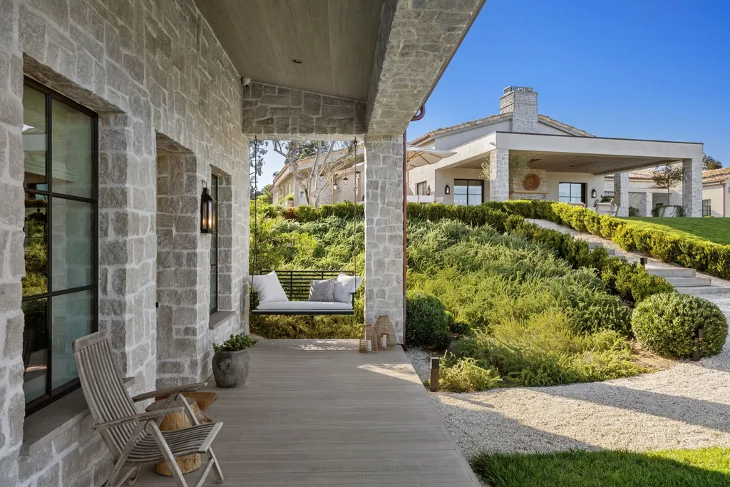 Newly Built Rancho Santa Fe Estate With Centuries-Old French Materials and Curated Art Lists for $29,000,000 14 17845 47 Via De Fortuna Rancho Santa Fe CA31