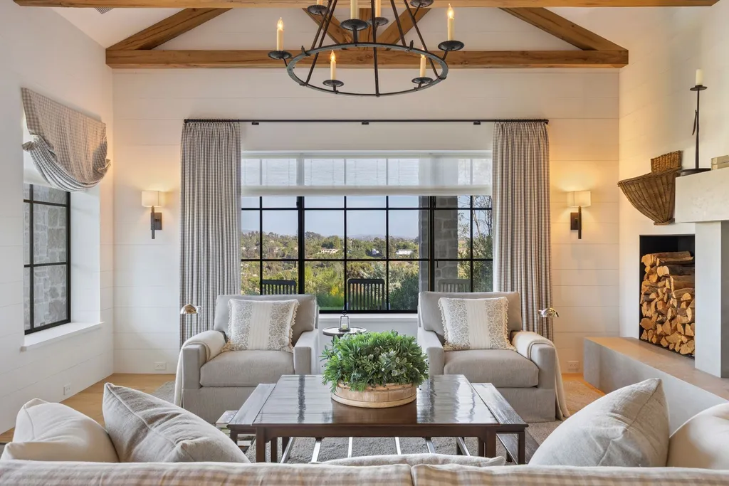 Newly Built Rancho Santa Fe Estate With Centuries-Old French Materials and Curated Art Lists for $29,000,000 17 17845 47 Via De Fortuna Rancho Santa Fe CA32