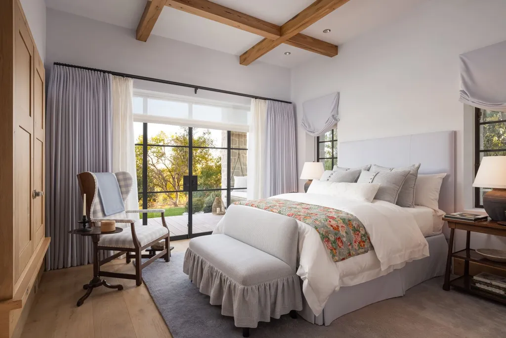 Newly Built Rancho Santa Fe Estate With Centuries-Old French Materials and Curated Art Lists for $29,000,000 19 17845 47 Via De Fortuna Rancho Santa Fe CA34