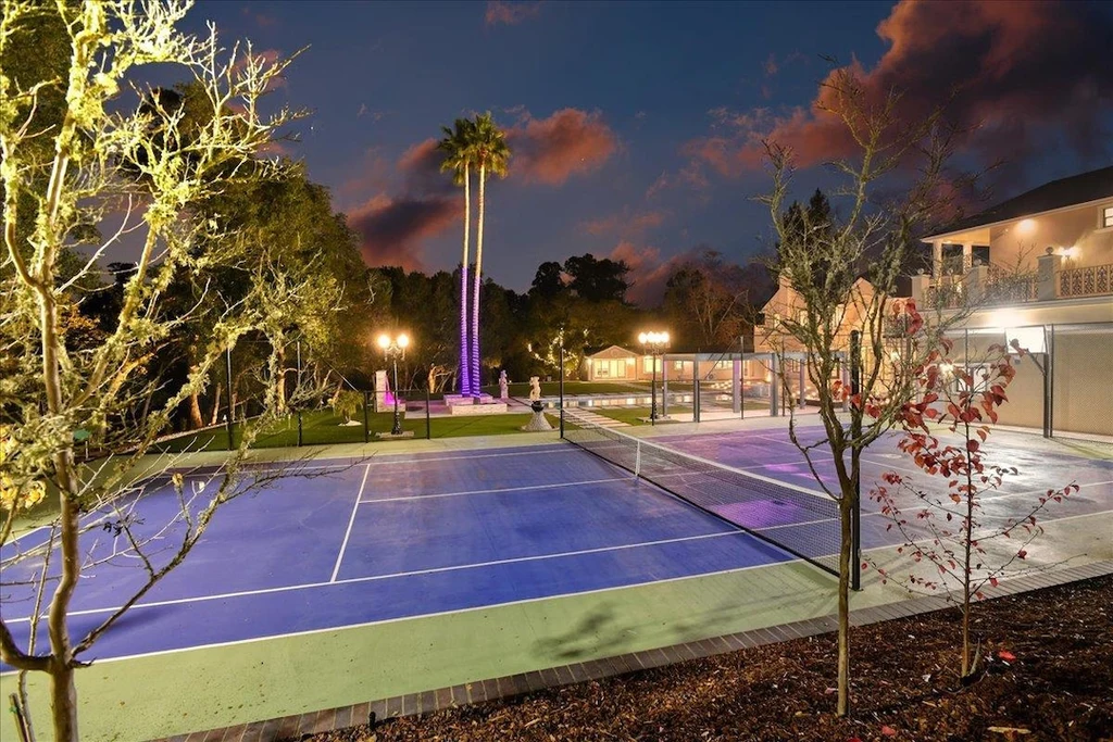 18911 Decatur Rd Outdoor Sport Court At Dusk 18911 Decatur Rd Outdoor Sport Court At Dusk