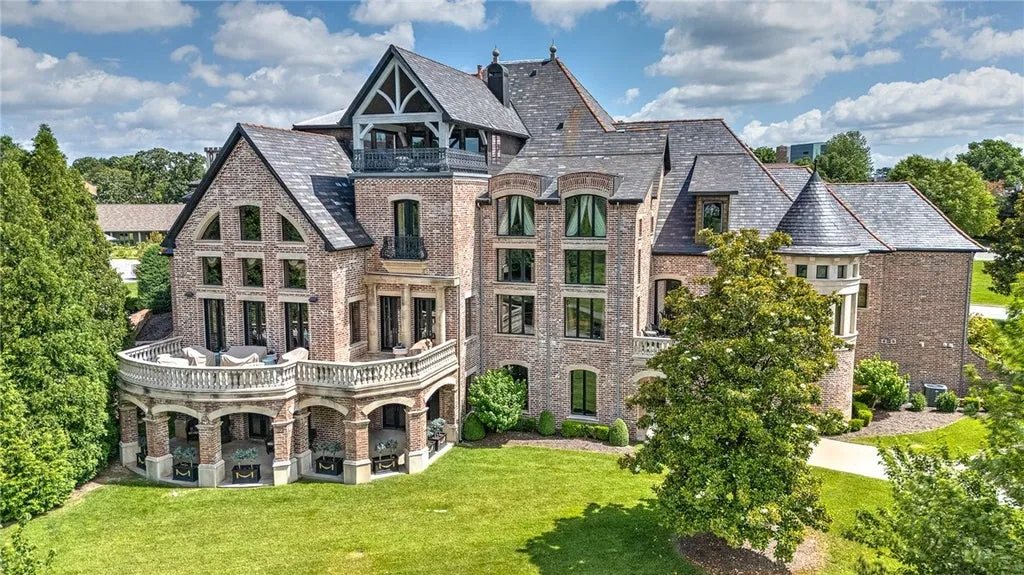 French-Inspired Arkansas Manor Overlooking Three Pinnacle Country Club Golf Holes Lists for $3,249,000 7 2 S Samoset Ct Rogers AR 7275826