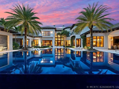 Bespoke Jupiter Estate With a Secluded Garden Spa and Resort-Style Pool Lists for $34,000,000 in The Bear’s Club 2 Bespoke Jupiter Estate With a Secluded Garden Spa and Resort-Style Pool Lists for $34,000,000 in The Bear’s Club