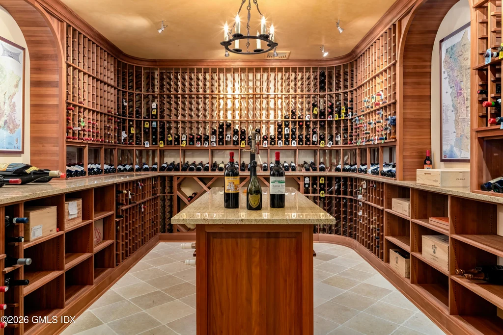 380 North St Greenwich Wine Cellar 380 North St Greenwich Wine Cellar