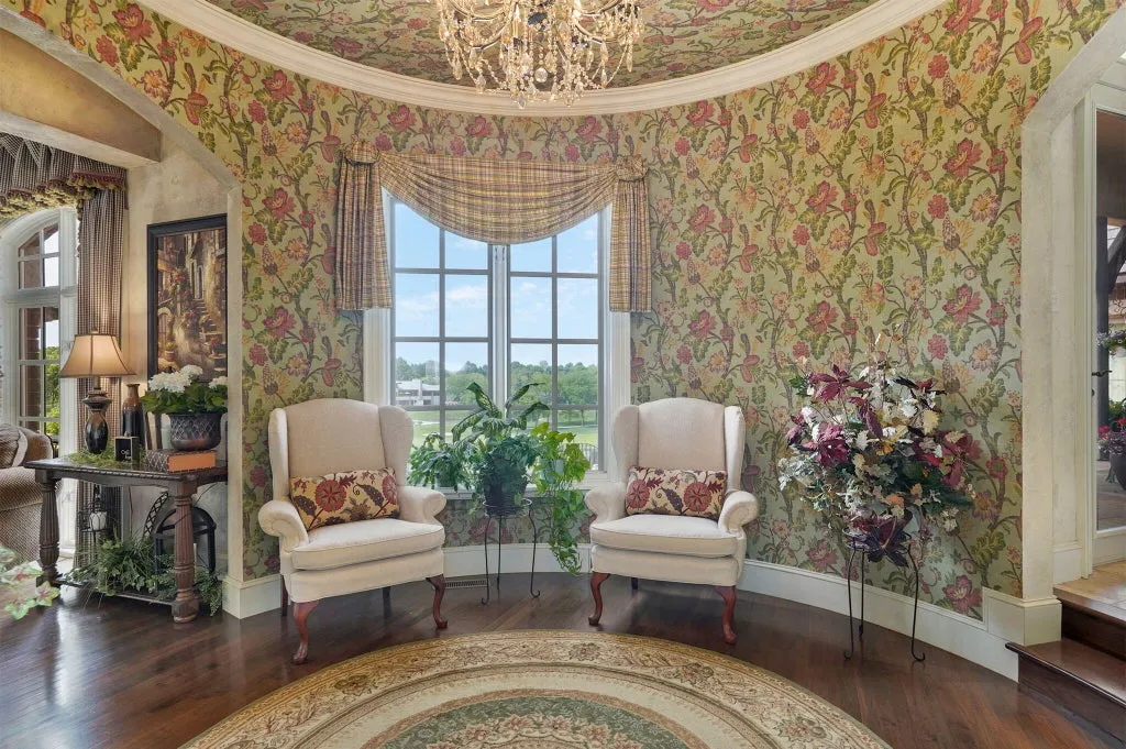 Timeless Springfield Golf Estate with a Three-Tier Terrace Facing the 9th and 18th Greens Lists for $2,995,000 5 3865 E Eaglescliffe Drive Springfield MO34