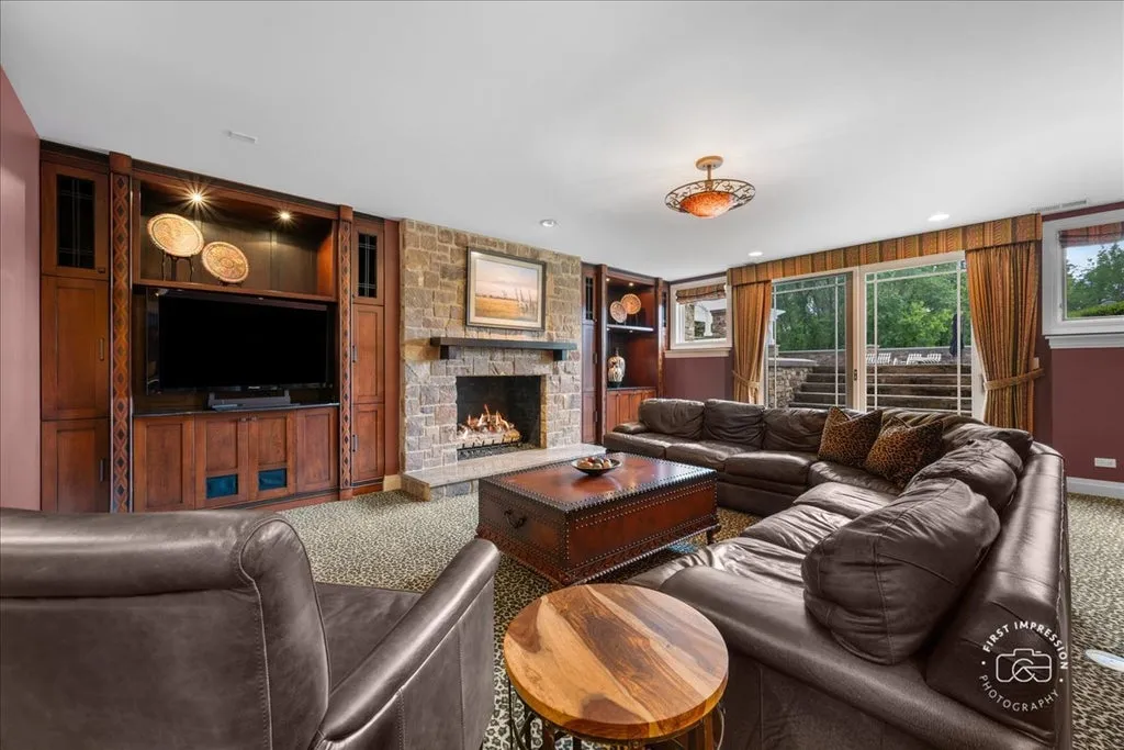 Prairie-Style Illinois Estate Bordering 200 Acres of Protected Forest Preserve Lists for $2,199,000 16 39W973 Crosscreek Ln St Charles IL 6017546