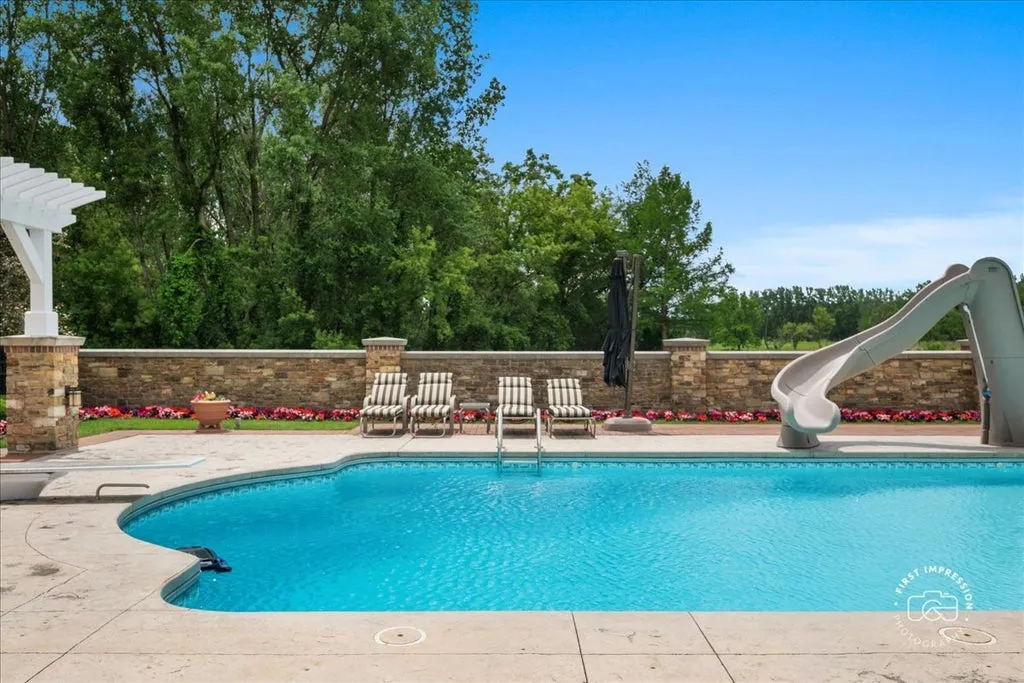 Prairie-Style Illinois Estate Bordering 200 Acres of Protected Forest Preserve Lists for $2,199,000 21 39W973 Crosscreek Ln St Charles IL 6017556