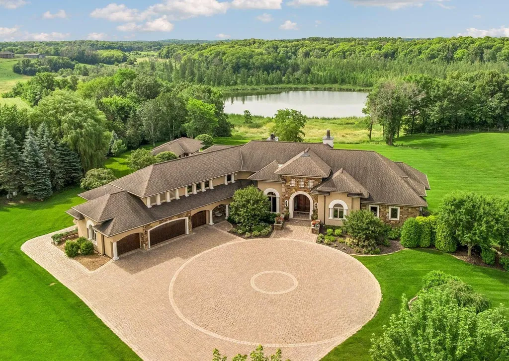 Architect-Designed Minnesota Lake Estate with a 140-Tree Apple Orchard Lists for $4,300,000 1 4675 County Road 11 Loretto MN 55357001