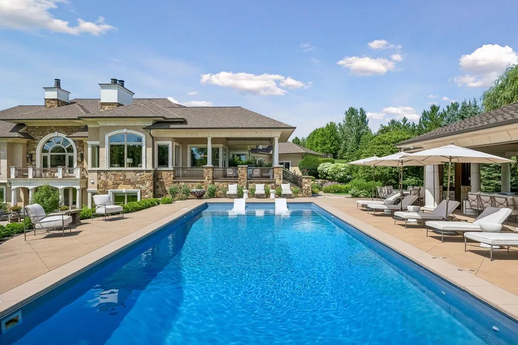 Architect-Designed Minnesota Lake Estate with a 140-Tree Apple Orchard Lists for $4,300,000 21 4675 County Road 11 Loretto MN 55357017