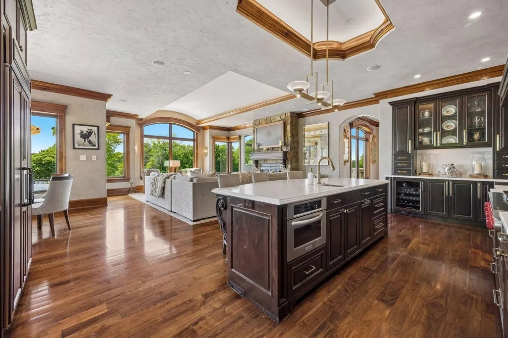 Architect-Designed Minnesota Lake Estate with a 140-Tree Apple Orchard Lists for $4,300,000 8 4675 County Road 11 Loretto MN 55357048